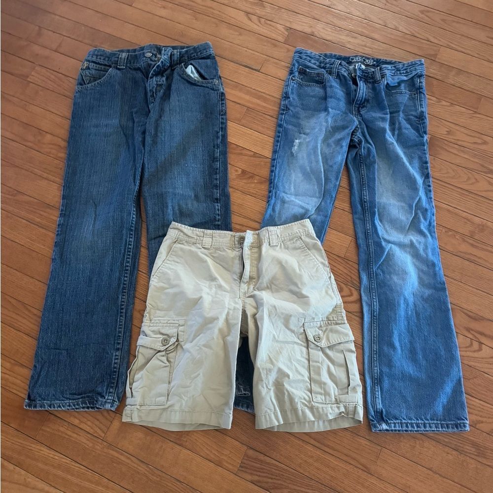 2 pairs boys bootcut jeans and 1 pair khaki cargo shorts size 14